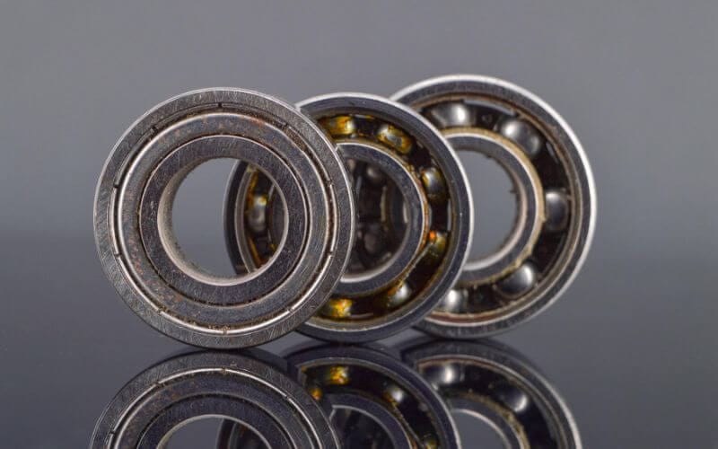 How Ball Bearings Reduce Rotational Friction in Machinery